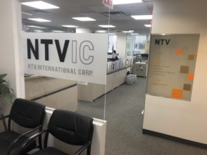 Intern1